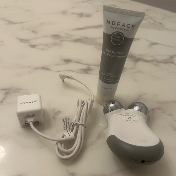 NuFace Mini - Picture 2 of 5